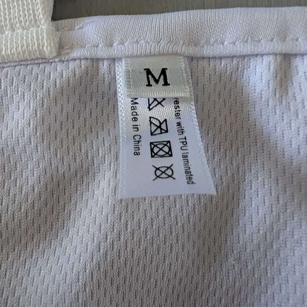 Docuwee Size Medium - Picture 3 of 3